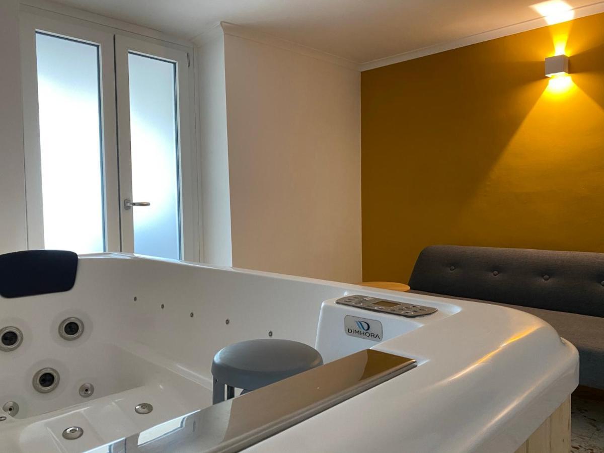 Charme Rooms Taranto Exterior foto