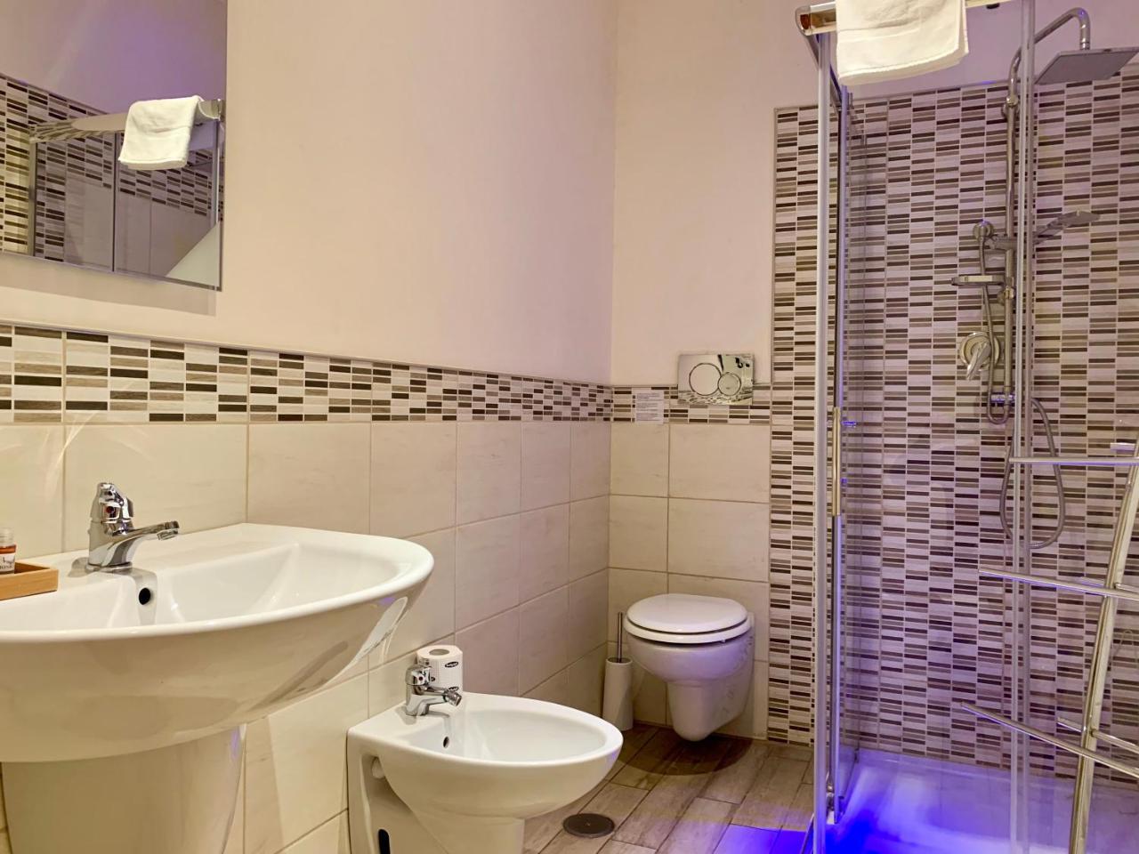 Charme Rooms Taranto Exterior foto
