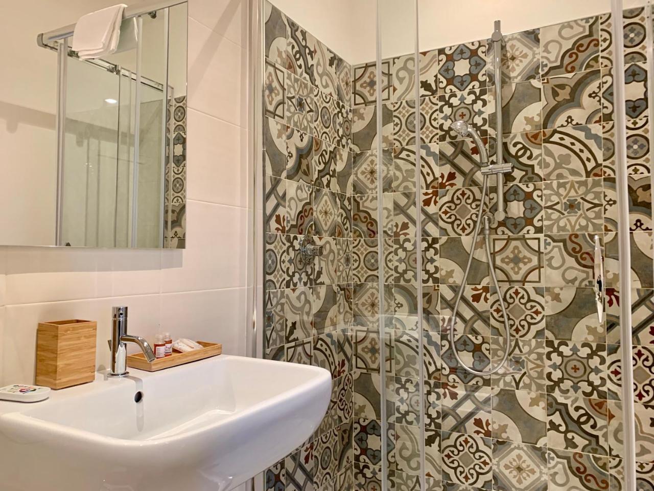 Charme Rooms Taranto Exterior foto